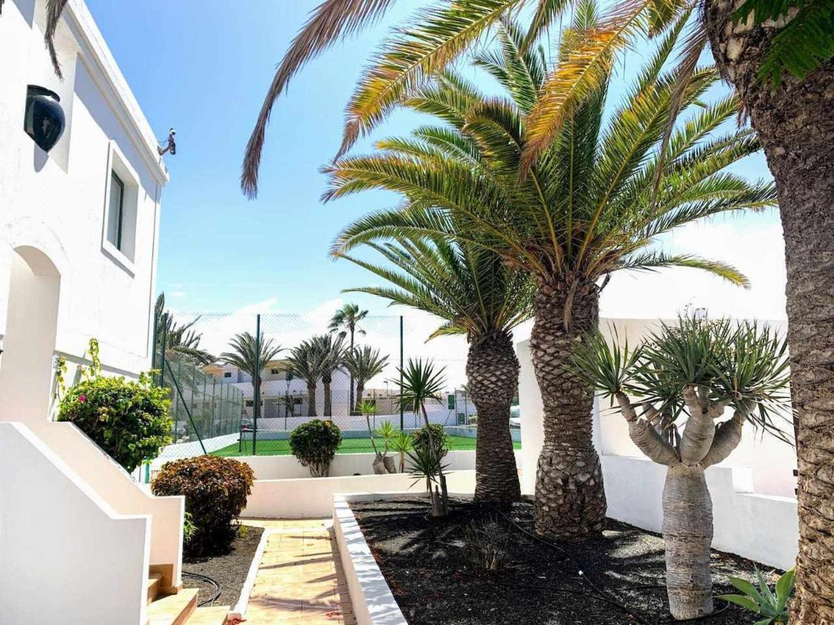 Blue Island Pool View & Wi-Fi By Irent Fuerteventura Apartman Corralejo Kültér fotó