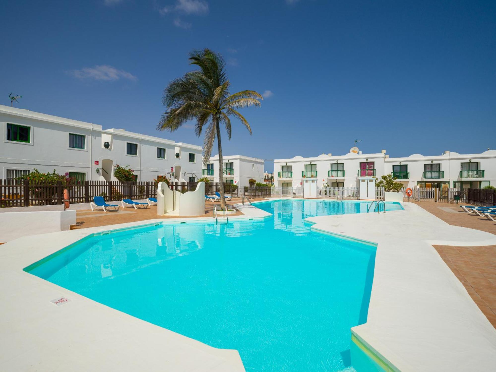 Blue Island Pool View & Wi-Fi By Irent Fuerteventura Apartman Corralejo Kültér fotó