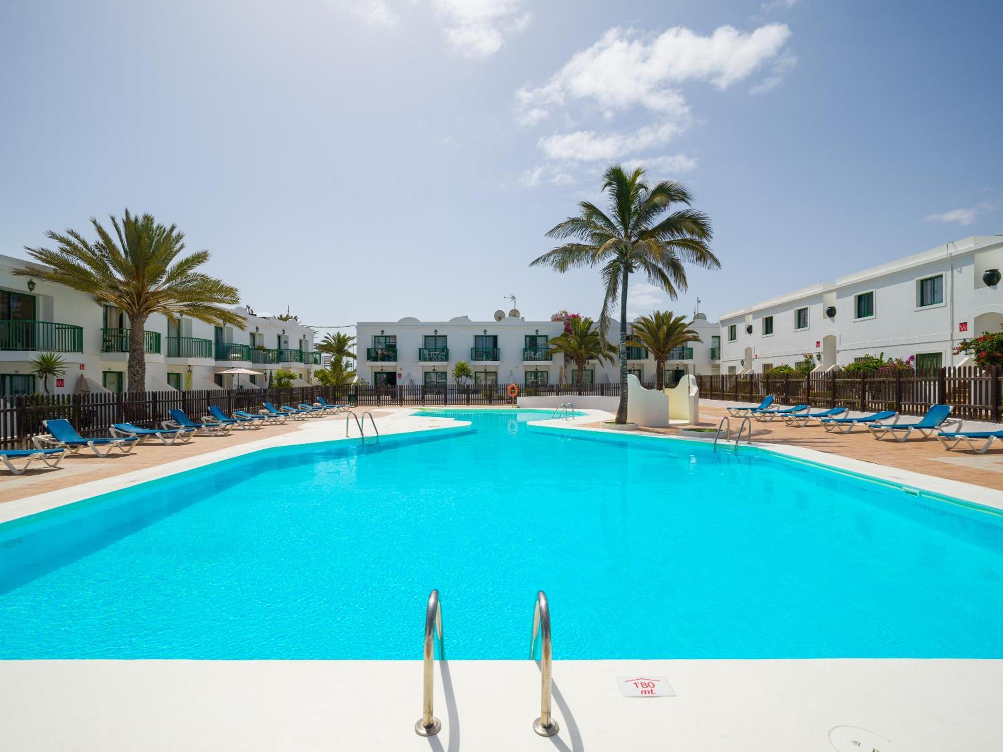 Blue Island Pool View & Wi-Fi By Irent Fuerteventura Apartman Corralejo Kültér fotó