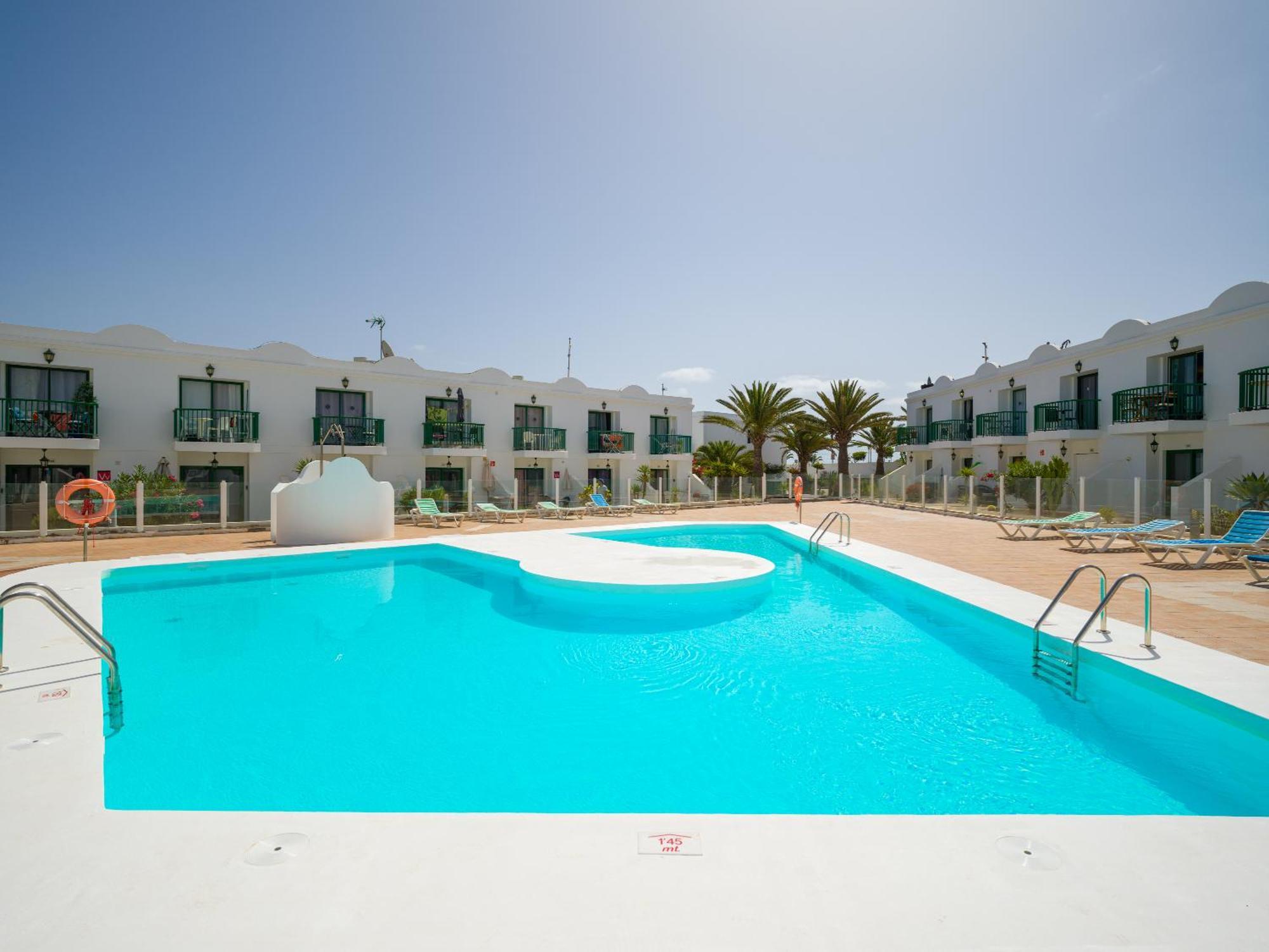 Blue Island Pool View & Wi-Fi By Irent Fuerteventura Apartman Corralejo Kültér fotó